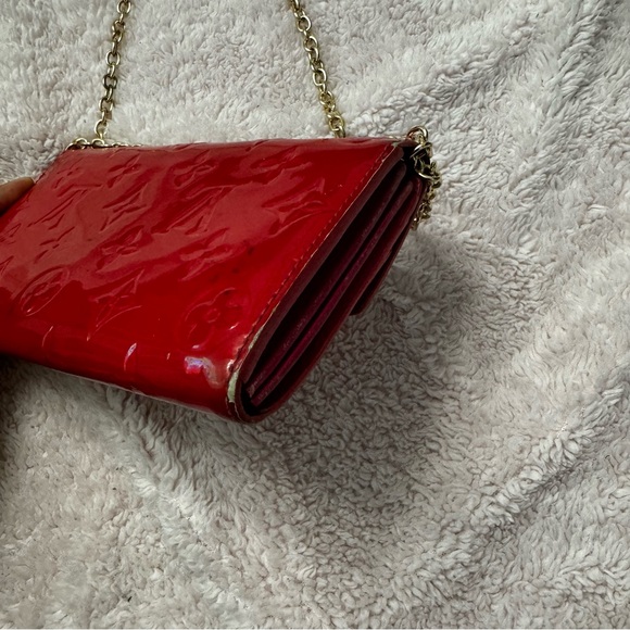 Vernis Louis Vuitton Wallet - Picture 6 of 12